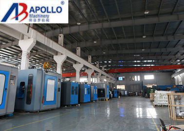 5.2 Ton Plastic Bottle Moulding Machine 500ml 1000ml 1500ml Shampoo White
